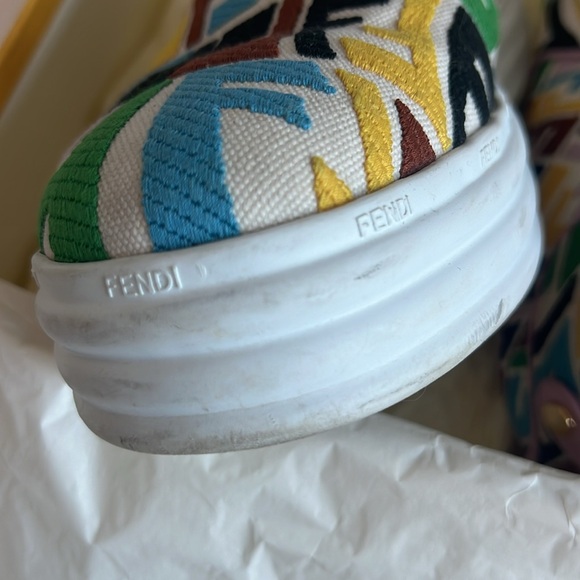 FENDI X SARA COLEMAN Canvas FF Vertigo Embroidered Womens Rise Slip On Sneakers - Picture 8 of 11